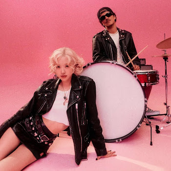 Обложка Ariana - Apt