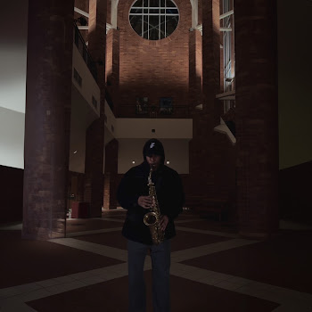 Caleb Arredondo - Echo Sax End (Looped) Песня