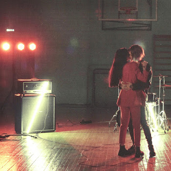 Обложка Джизус - Девочка В Классе