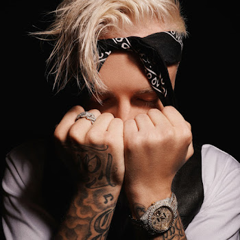 Egor Kreed - Devochka S Kartinki Песня