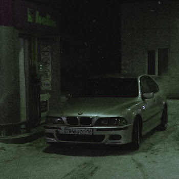 Lxaes - Own Paradise Песня